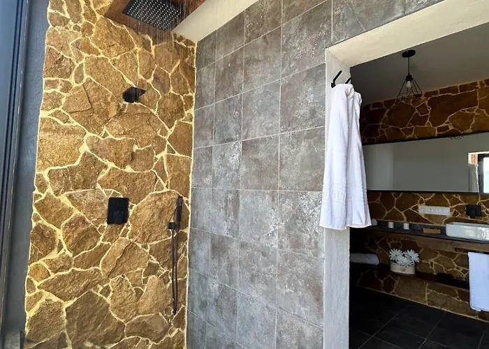 Perejil Rural House Views Jacuzzi فيلة *